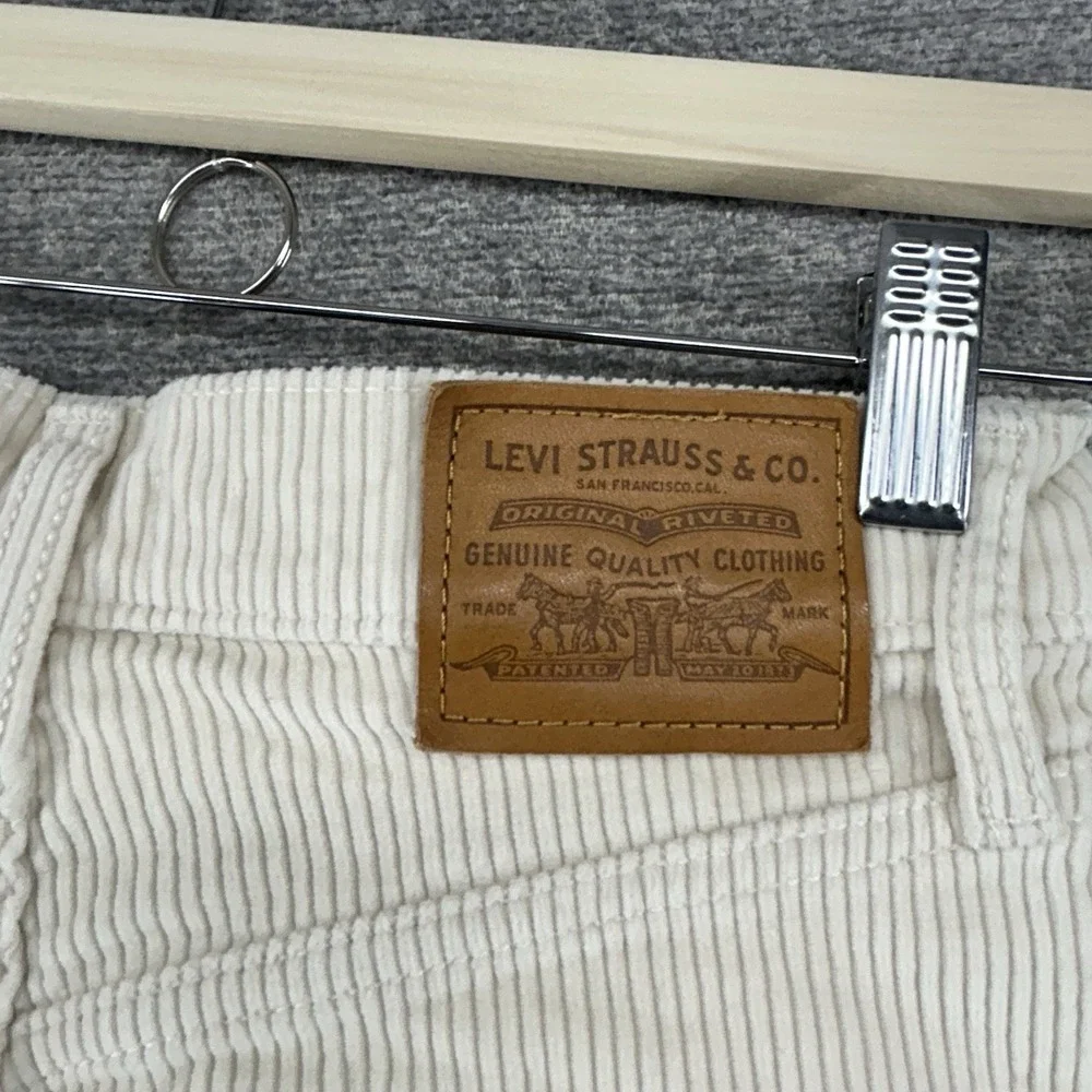Levis‎ Ribcage Straight Corduroy Pants Women Size 26x27 Beige Casual Button Fly